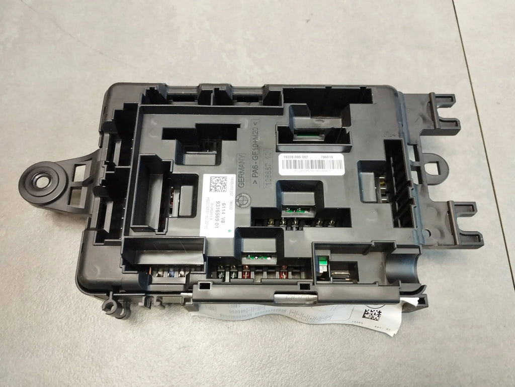 BMW X5 F15 FUSE BOX 9316569
