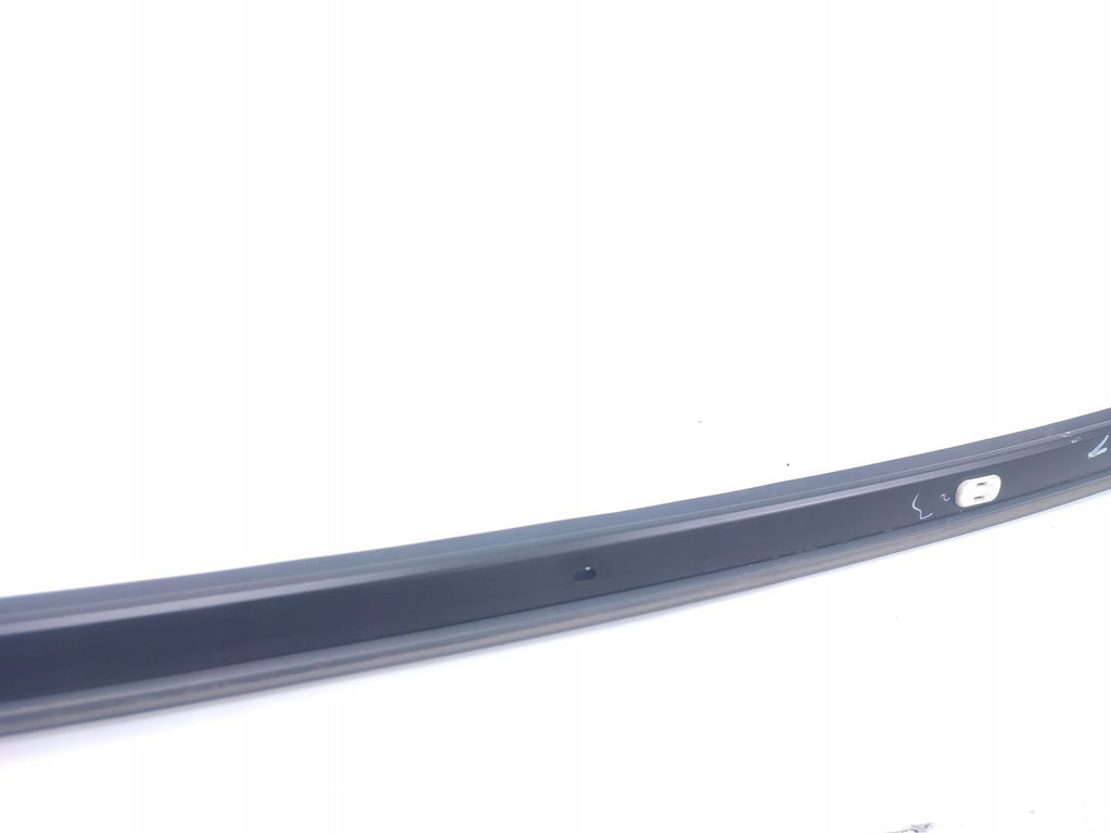 BODY STRIP RIGHT TESLA MODEL Y 1495731-00-C