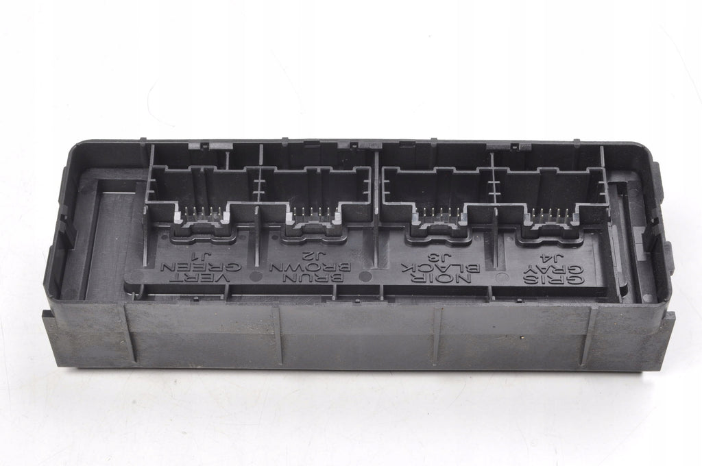 CHEVY CRUZE AND AIR CONDITIONING CONTROLLER MODULE 13505749
