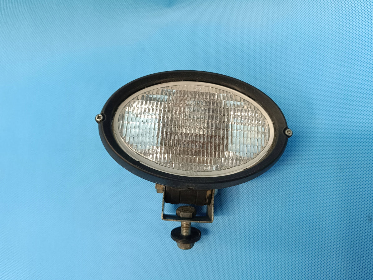 CLAAS AXION 810-850 C-MATIC A31 REFLECTOR SEARCHLIGHT REAR RIGHT 0011053941