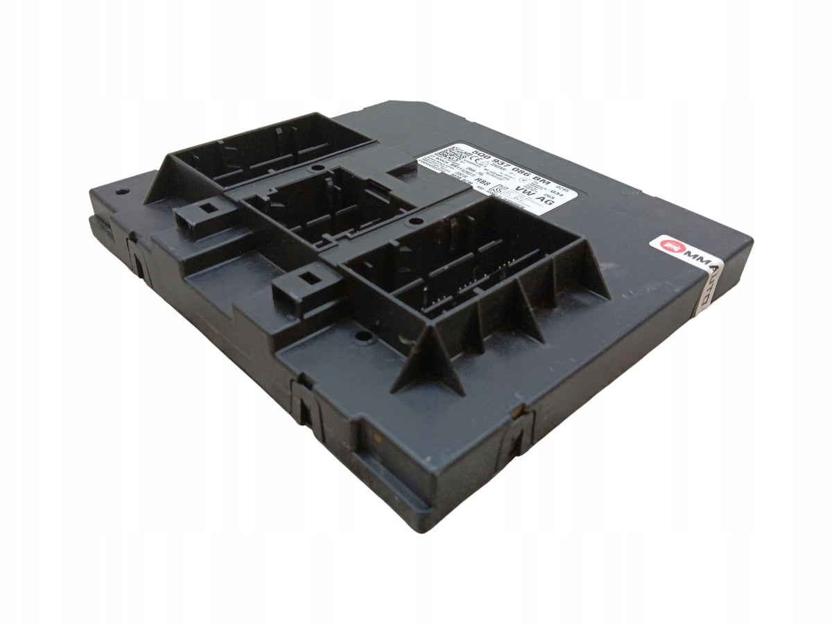 COMFORT CONTROLLER MODULE BCM VOLKSWAGEN PASSAT B8 5Q0937086BM