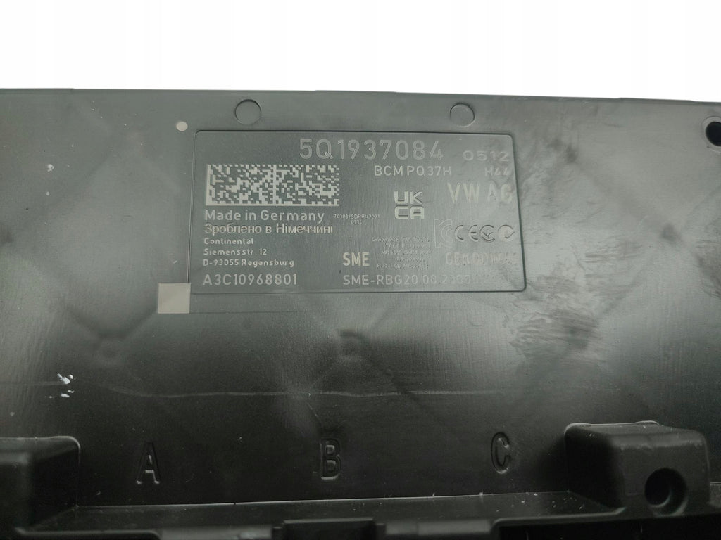 COMFORT MODULE BCM VOLKSWAGEN T-ROC 5Q1937084