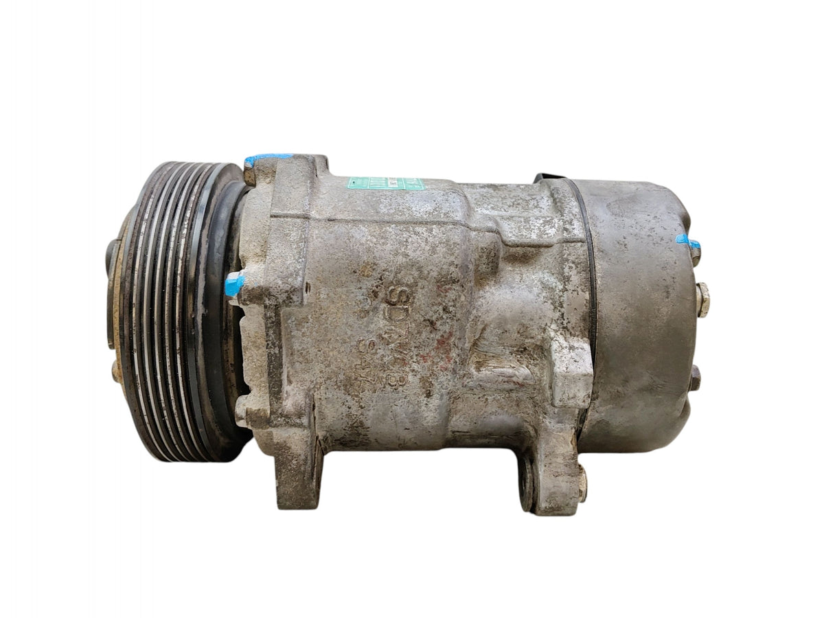 COMPRESSOR AIR CONDITIONING COMPRESSOR VOLKSWAGEN CARAVELLE LIFT D0820805H