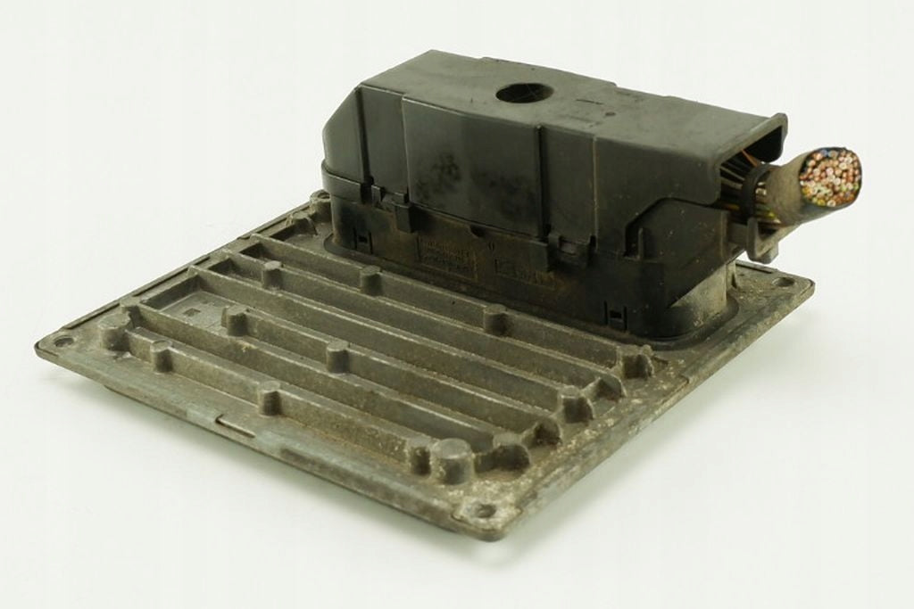 COMPUTER ENGINE DRIVER FORD FIESTA MK6 1.3 6S61-12A650-PC