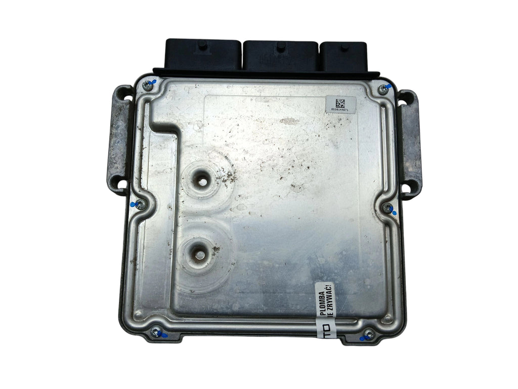 COMPUTER ENGINE DRIVER RENAULT CLIO IV (2012-2016) 1.5 DCI 237102747R