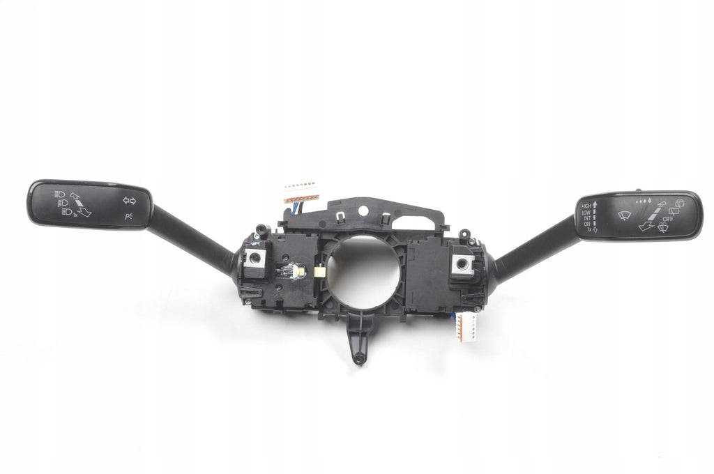 CUPRA FORMENTOR COMBINED SWITCH 5Q1953507HM 2025