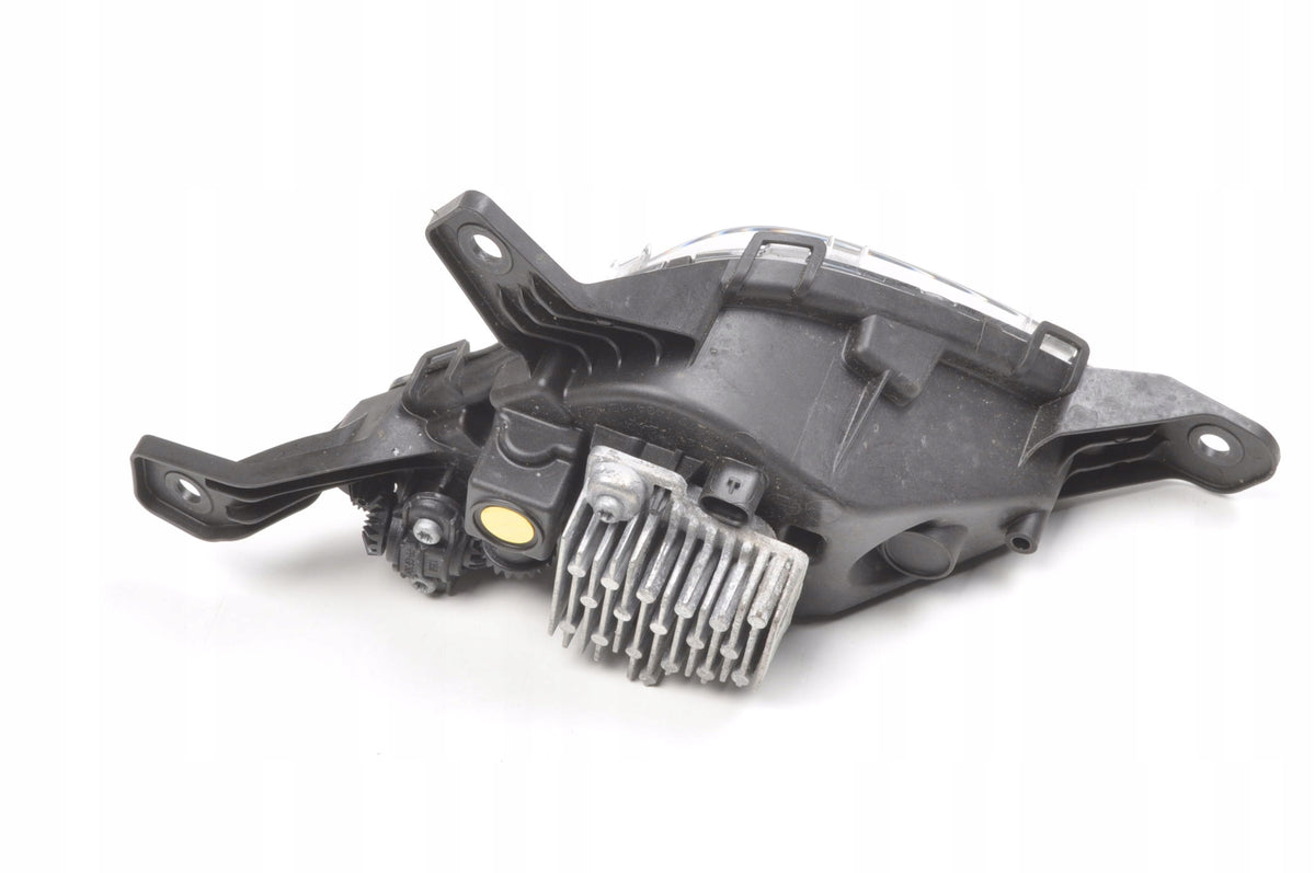 CUPRA FORMENTOR HALOGEN RIGHT 5FF941702A 2025 LIFT