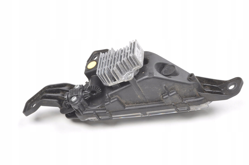 CUPRA FORMENTOR HALOGEN RIGHT 5FF941702A 2025 LIFT