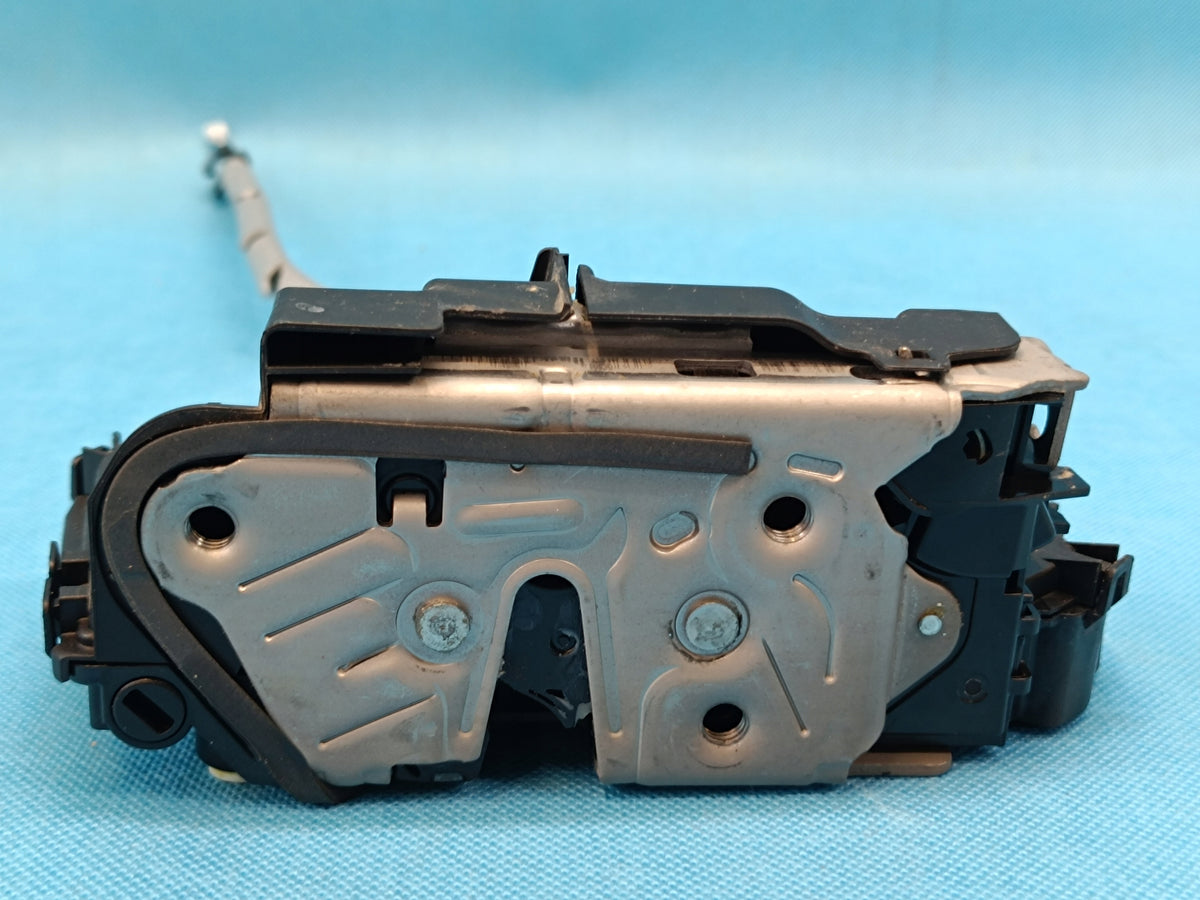 CUPRA LEON COMBI 2,0 TFSI 221KW 2023 R DOOR LOCK RIGHT REAR 5TA839016P