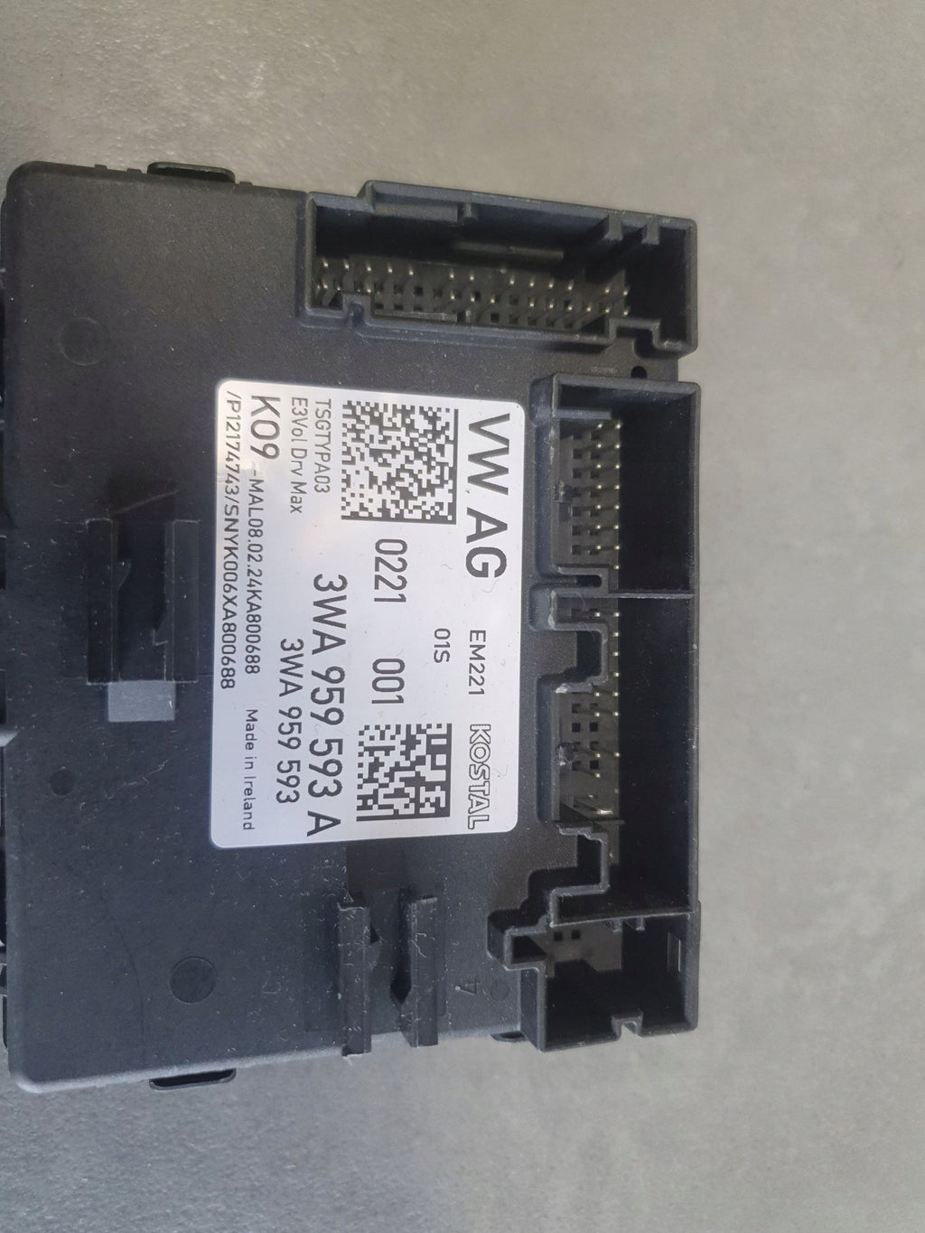 Cupra Formentor Door Module Left Front 3WA959593A