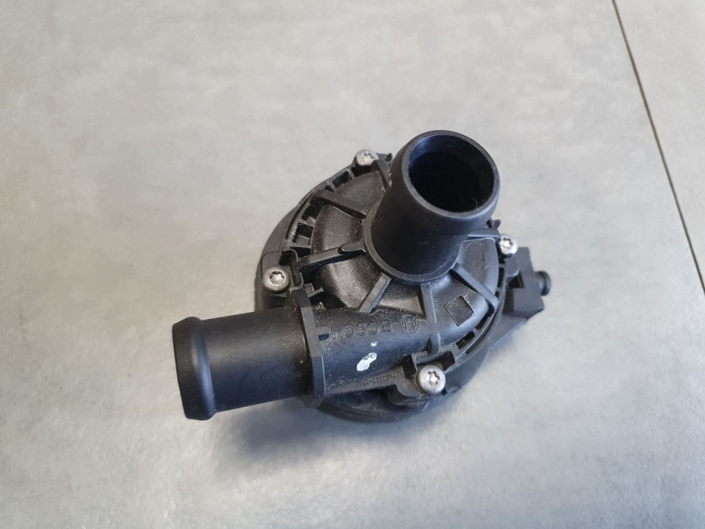 Cupra Leon Additional water pump 2Q0965567B