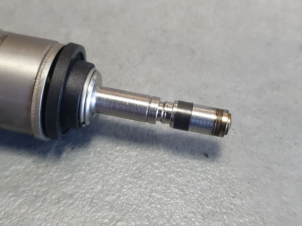 Cupra Leon Injector Fuel Injection 06Q906036A