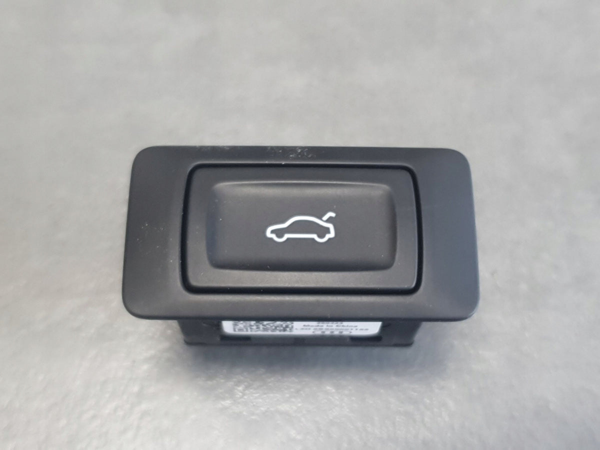 Cupra Terramar Tailgate opening button 85E959831C