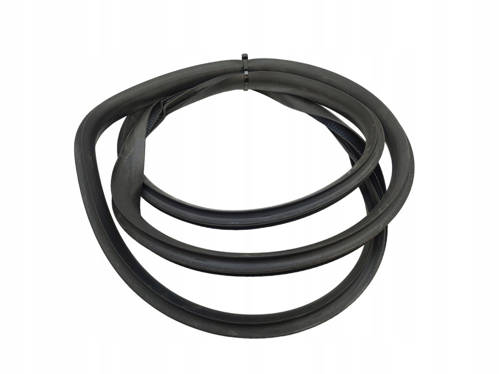 DOOR SEAL RIGHT FRONT TESLA MODEL Y (2019-)