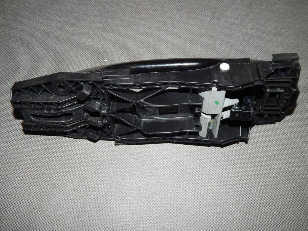FABIA III EXTERIOR DOOR HANDLE RIGHT REAR LF9R 9910