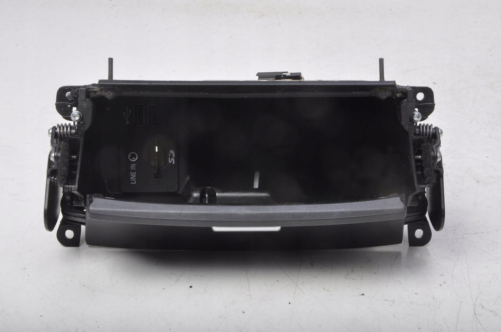 FORD EDGE MK2 TUNNEL STORAGE MODULE USB SD READER