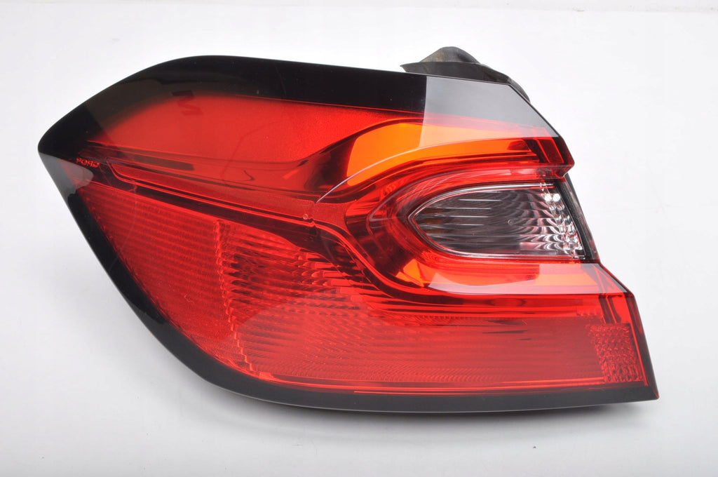 FORD FIESTA MK8 LAMP LEFT REAR (VERSA WITHOUT LEDS)