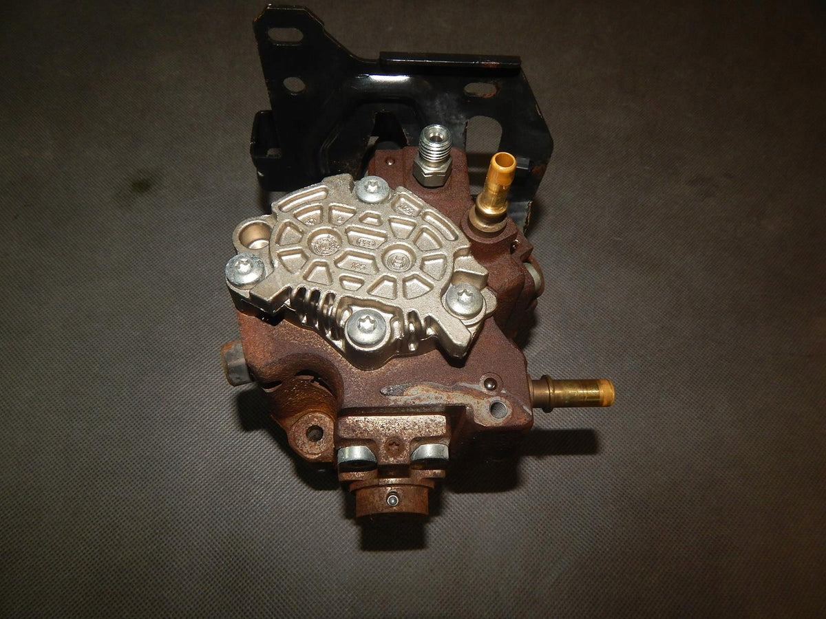 FORD FOCUS II1.6 TDCI INJECTION PUMP 0445010102