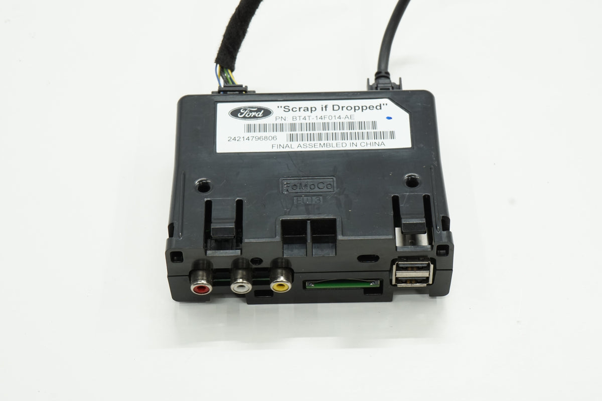FORD MK5 15R READER USB CARD SLOT BT4T-14F014-AE