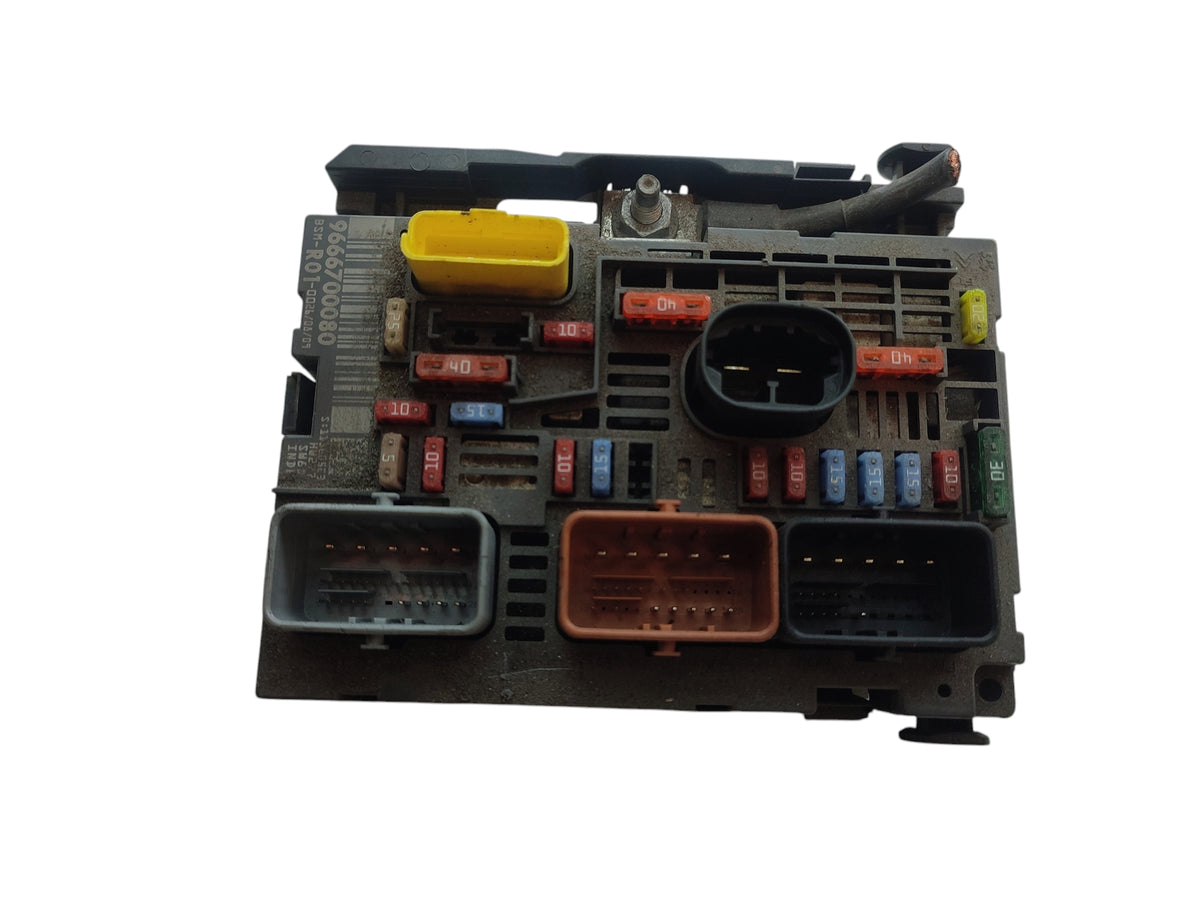 FUSE BOX MODULE BSM CITROEN C4 PICASSO I 9666700080 R01