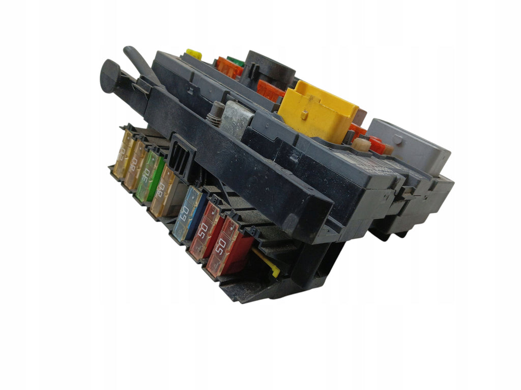 FUSE BOX MODULE BSM CITROEN C4 PICASSO I 9667044880 R01