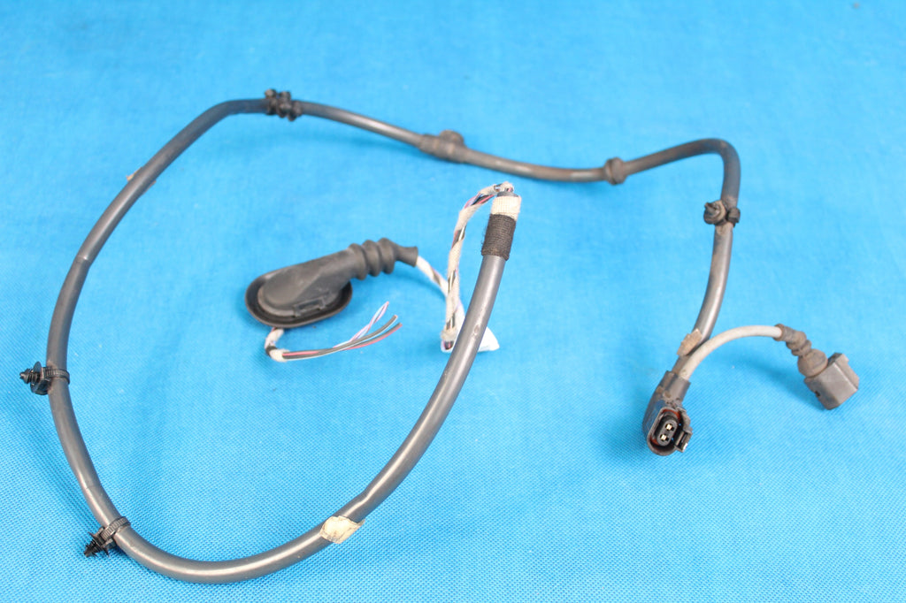 GOLF VII LIFT BEAM SPEED SENSOR REAR RIGHT 8V0927902G