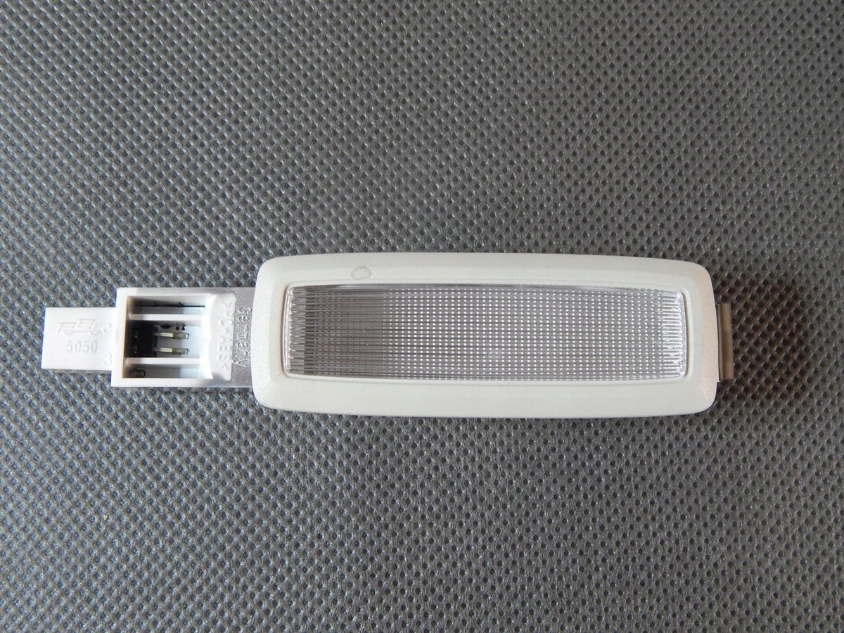 HEADLINER LAMP 3G0947109