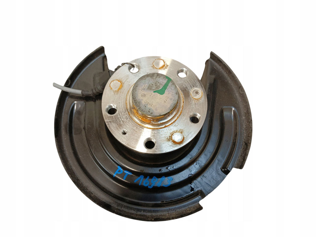 HUB CROSSOVER RIGHT REAR SEAT LEON IV