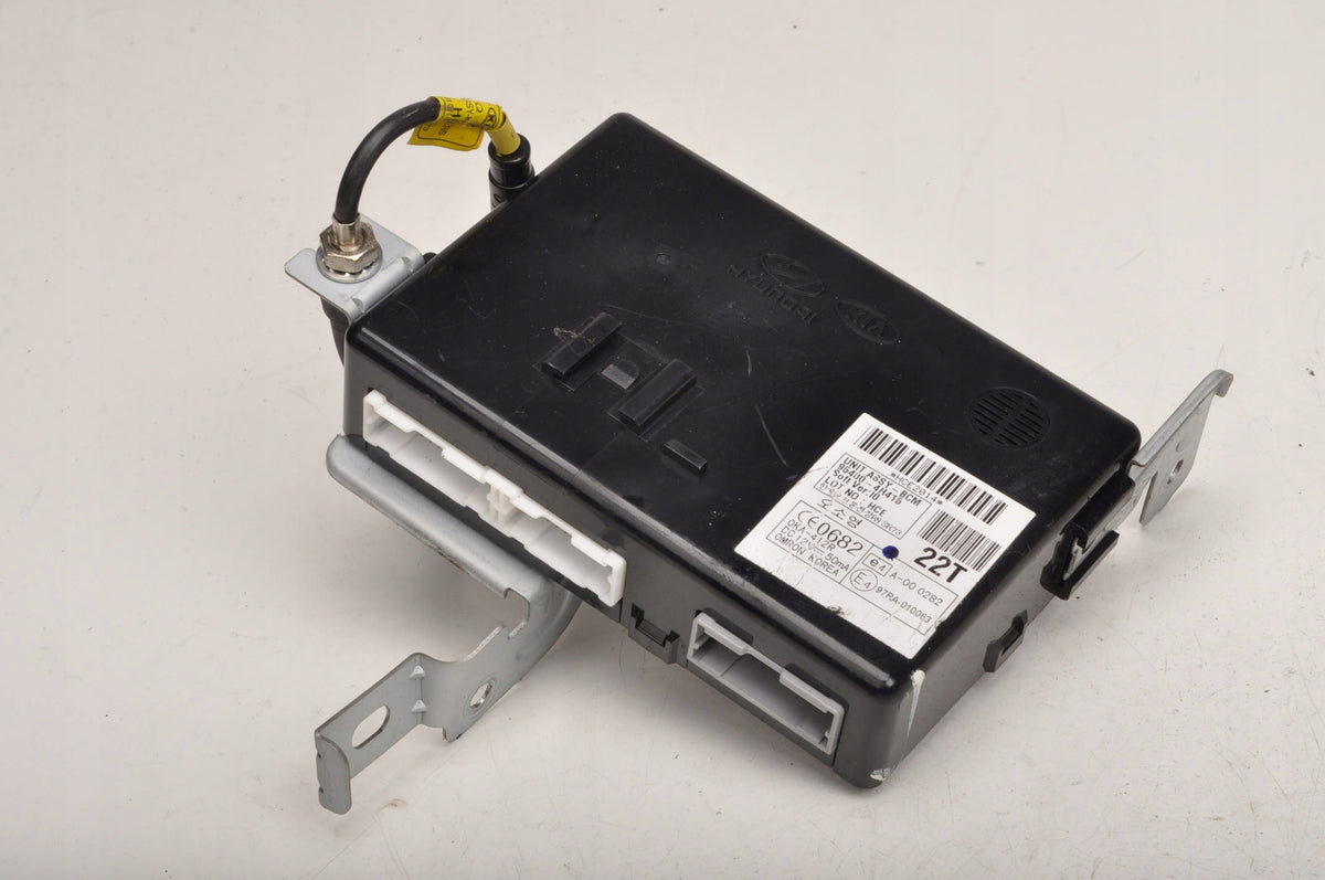 HYUNDAI H1 II COMPUTER MODULE DRIVER BCM 95400-4H415
