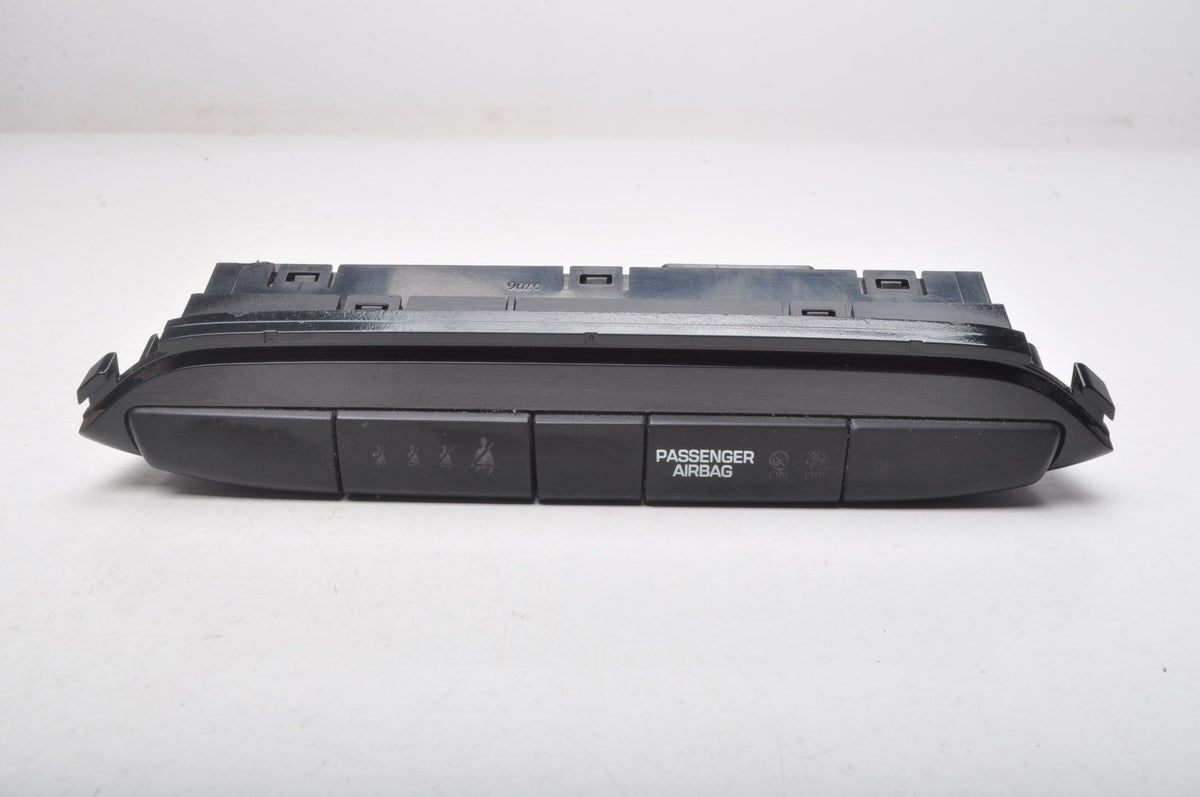 HYUNDAI I20 II SWITCH PANEL 93700-C8870