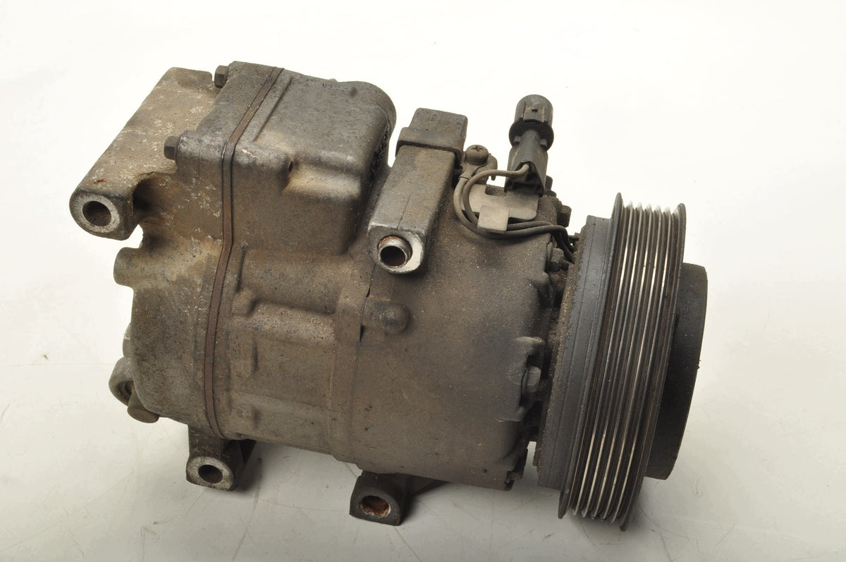 HYUNDAI I30 AND 1.4 16V AIR CONDITIONING COMPRESSOR