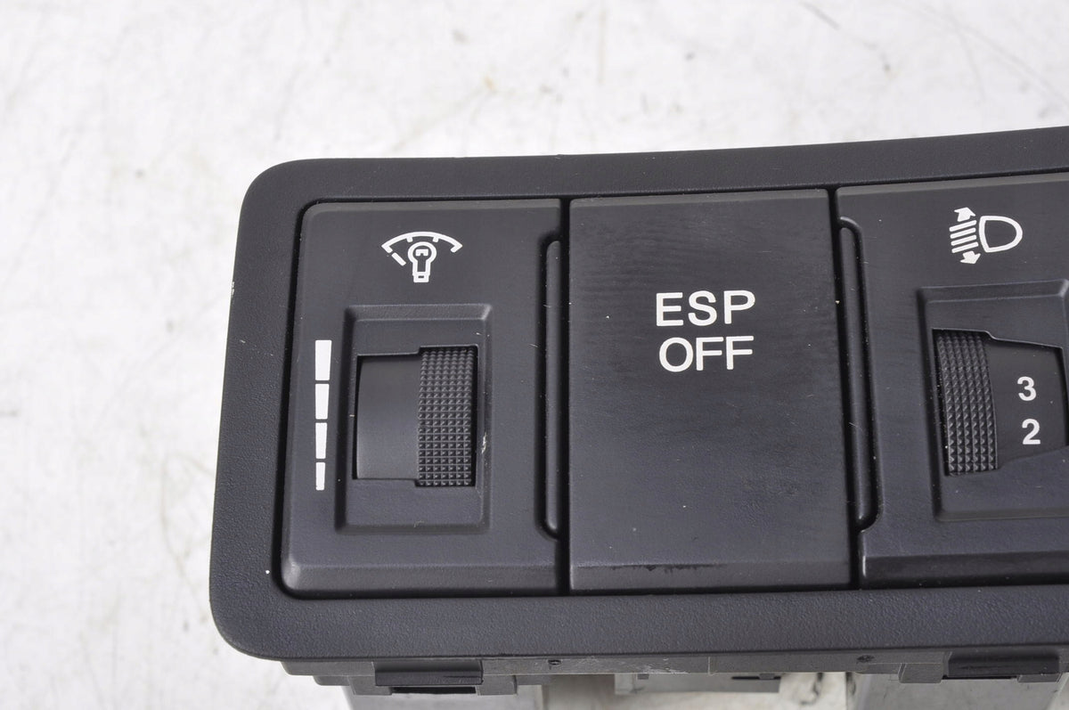 HYUNDAI I30 PANEL LIGHT SWITCH ESP OFF