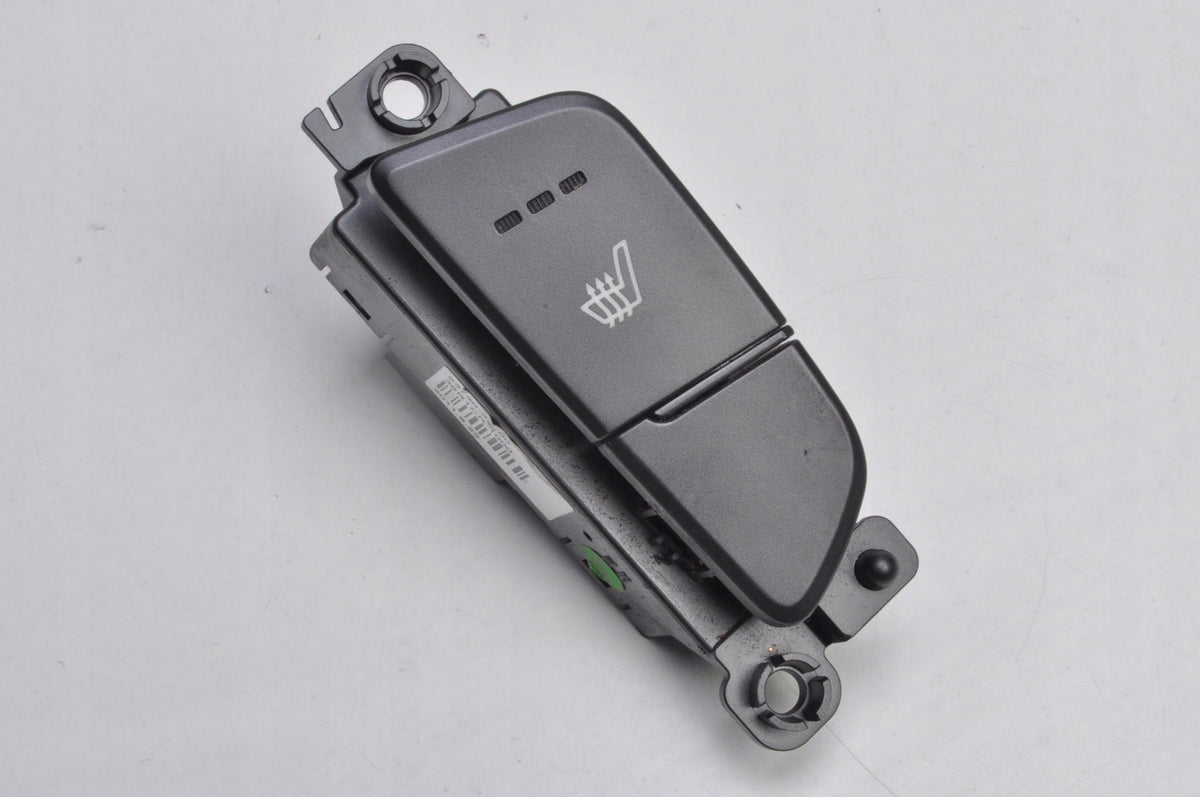 HYUNDAI I40 SEAT HEATING BUTTON RIGHT 93730-3Z700