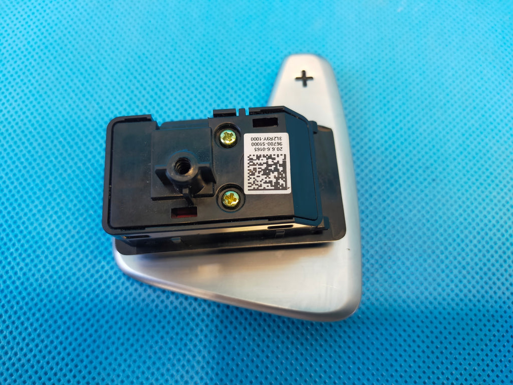 HYUNDAI SANTA FE 4 IV 2.0CRDI 2020 R STEERING WHEEL SHIFT HANDLE