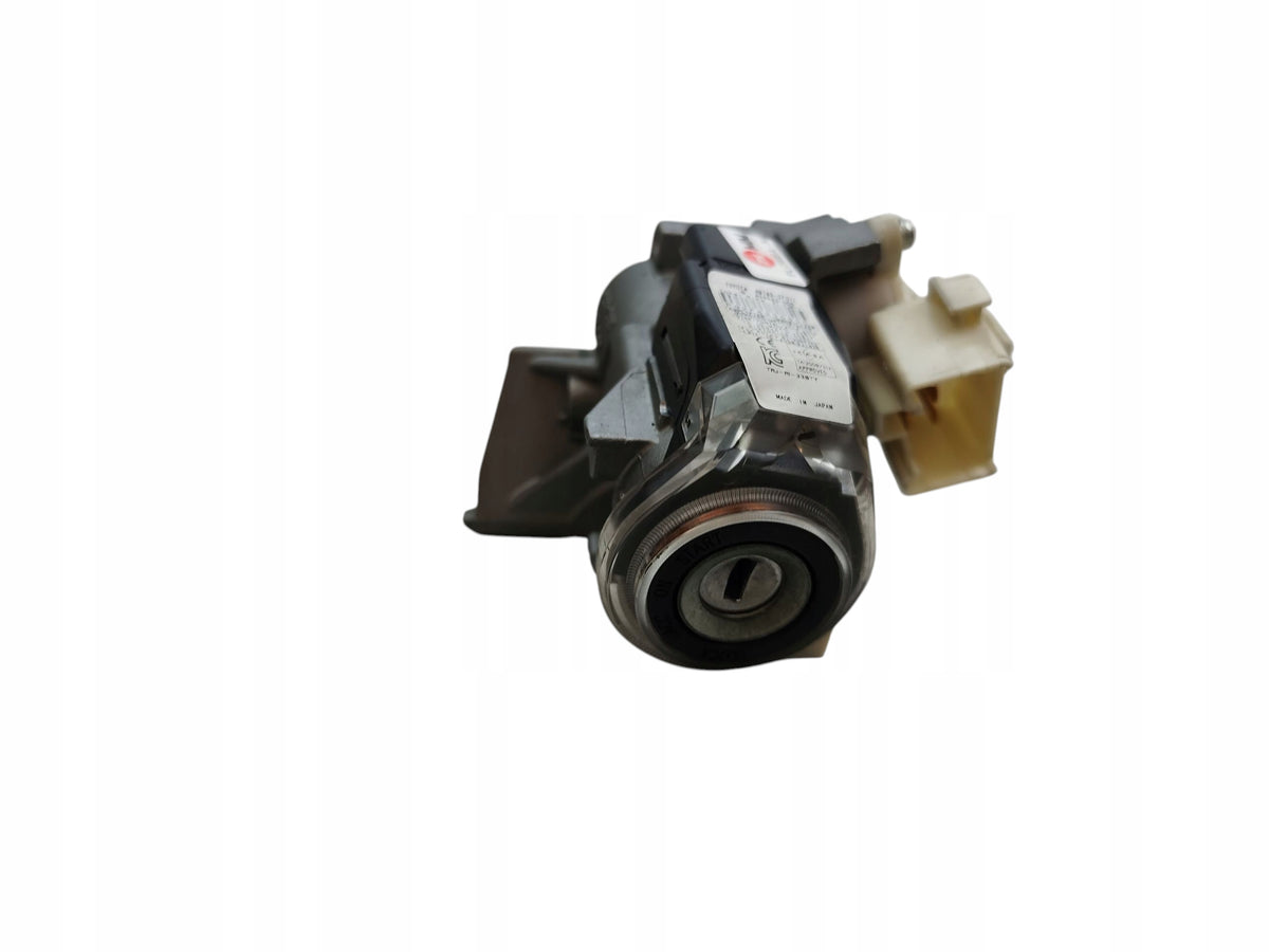 IGNITION KEY INSERT TOYOTA AURIS AND E15 LIFT (2009-2012) 45020-0203