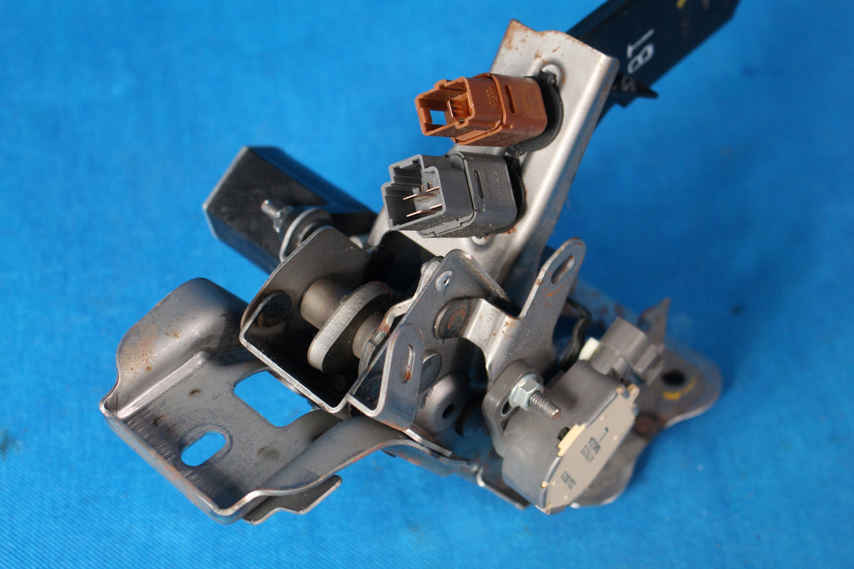 INFINITI Q50S 3.5 HYBRID BRAKE PEDAL EUROPA 479201MG0A 465014GF4D 2014R