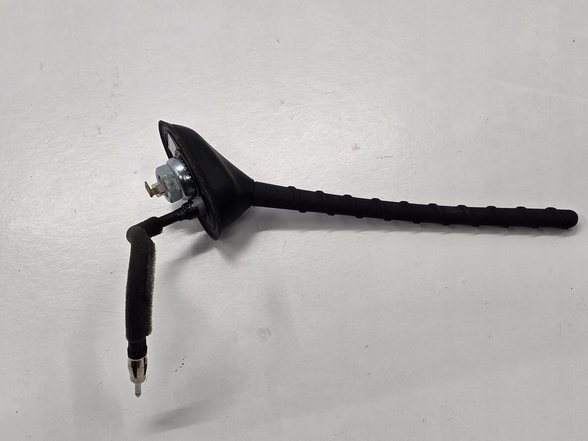 KIA CARENS IV 2014 TAGANTENNE 96200-A4000