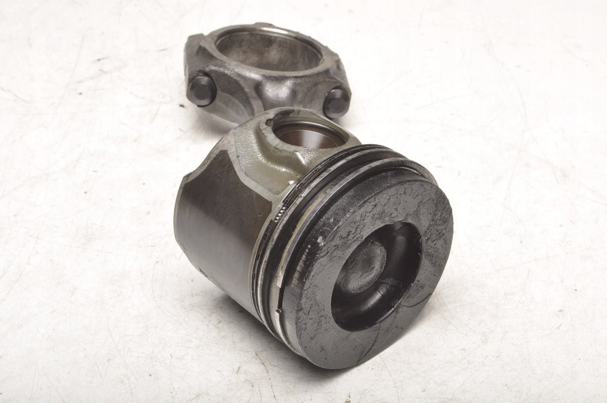 KIA SORENTO I 2.5 CDTI 140HP PISTON WITH CONNECTING ROD D4CB