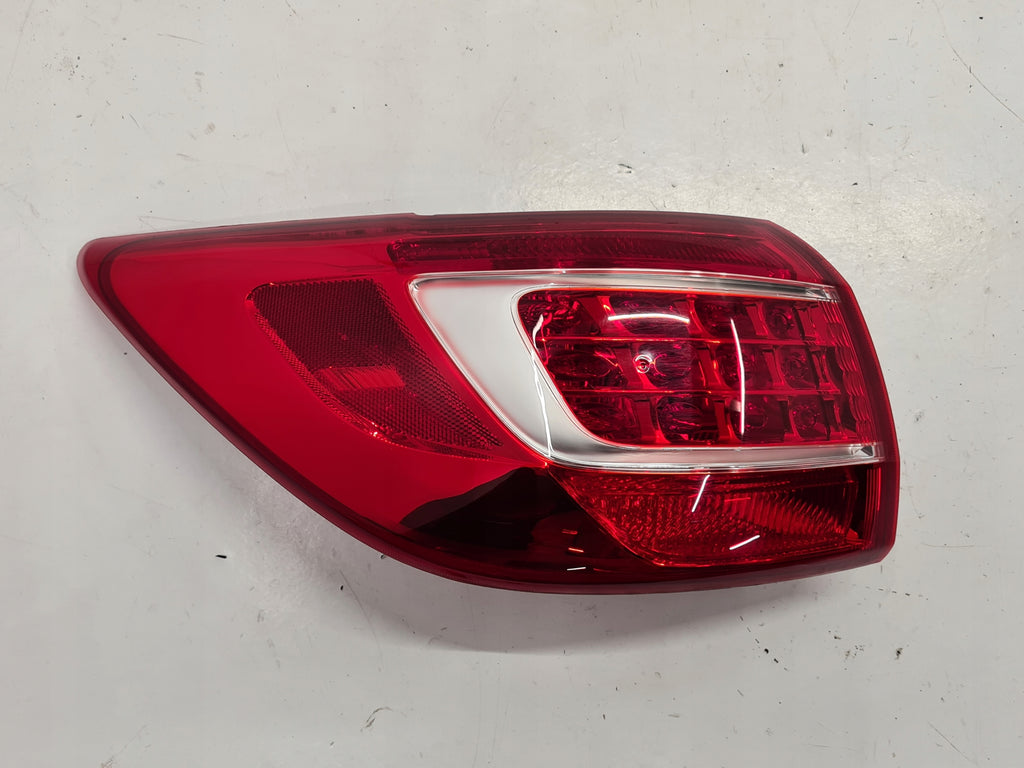 KIA SPORTAGE III 12R SVĚTLO LEVÉ ZADNÍ LED