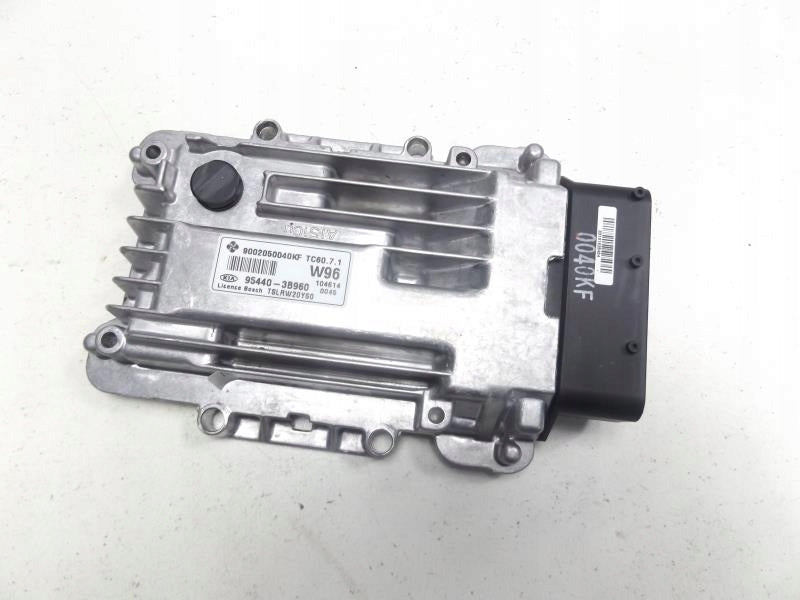 KIA SPORTAGE III COMPUTER CHEST 95440-3B960
