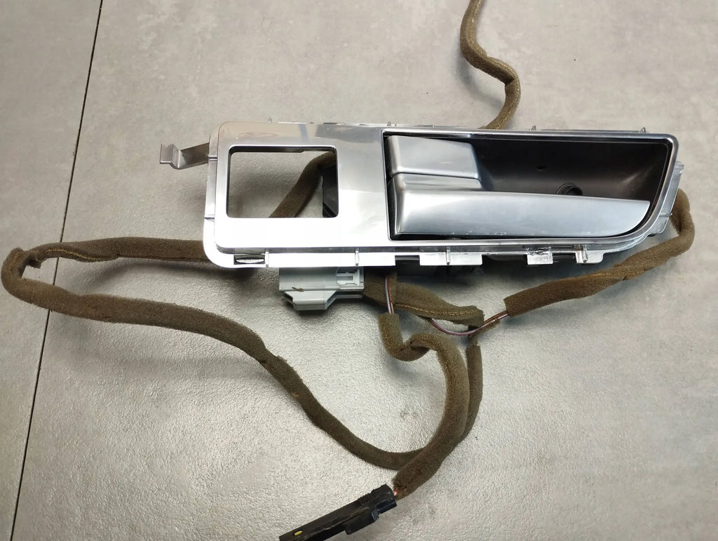 Land Rover Range Rover Sport L320 INTERIOR HANDLE LEFT FRONT AH2222601AA