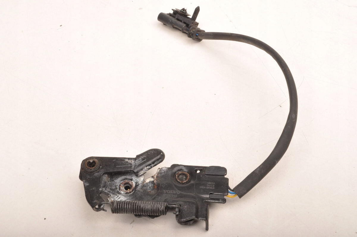 MASK LOCK VOLVO XC40 II 32277429 LEFT
