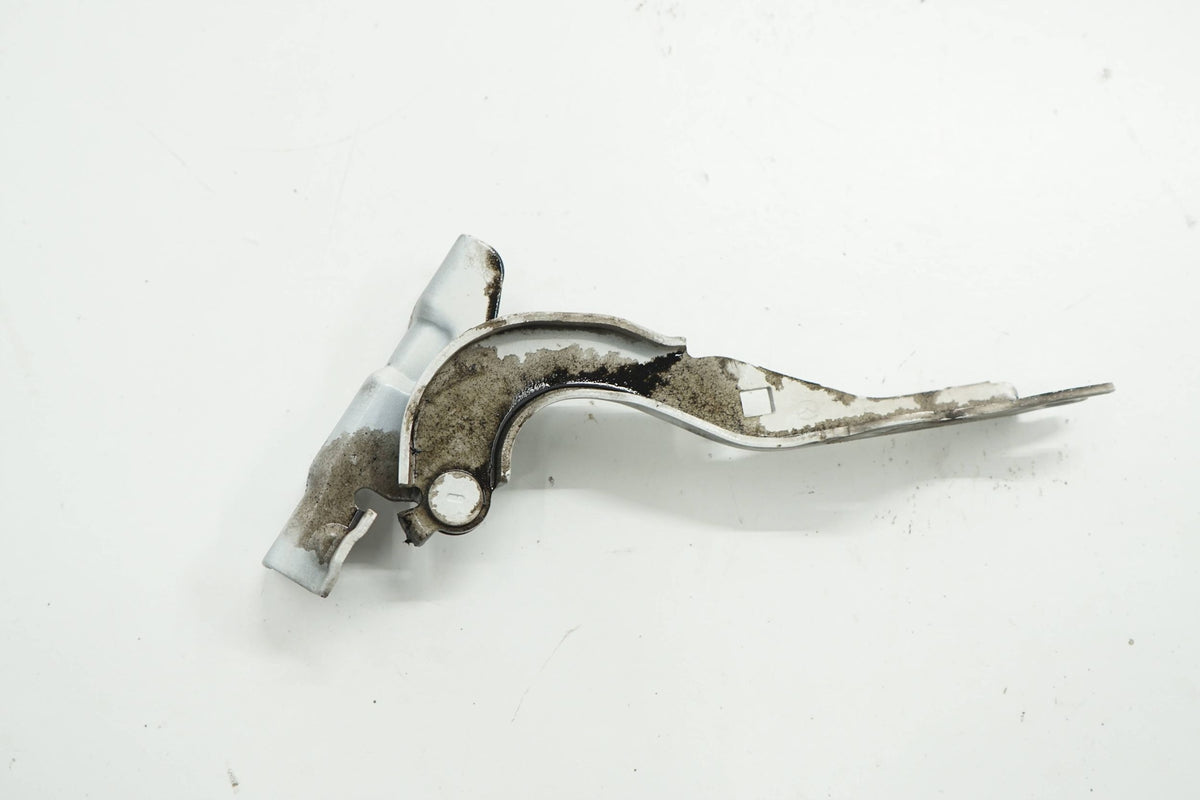 MAZDA CX-5 AND LIFT 15R MASK HINGE RIGHT A4D