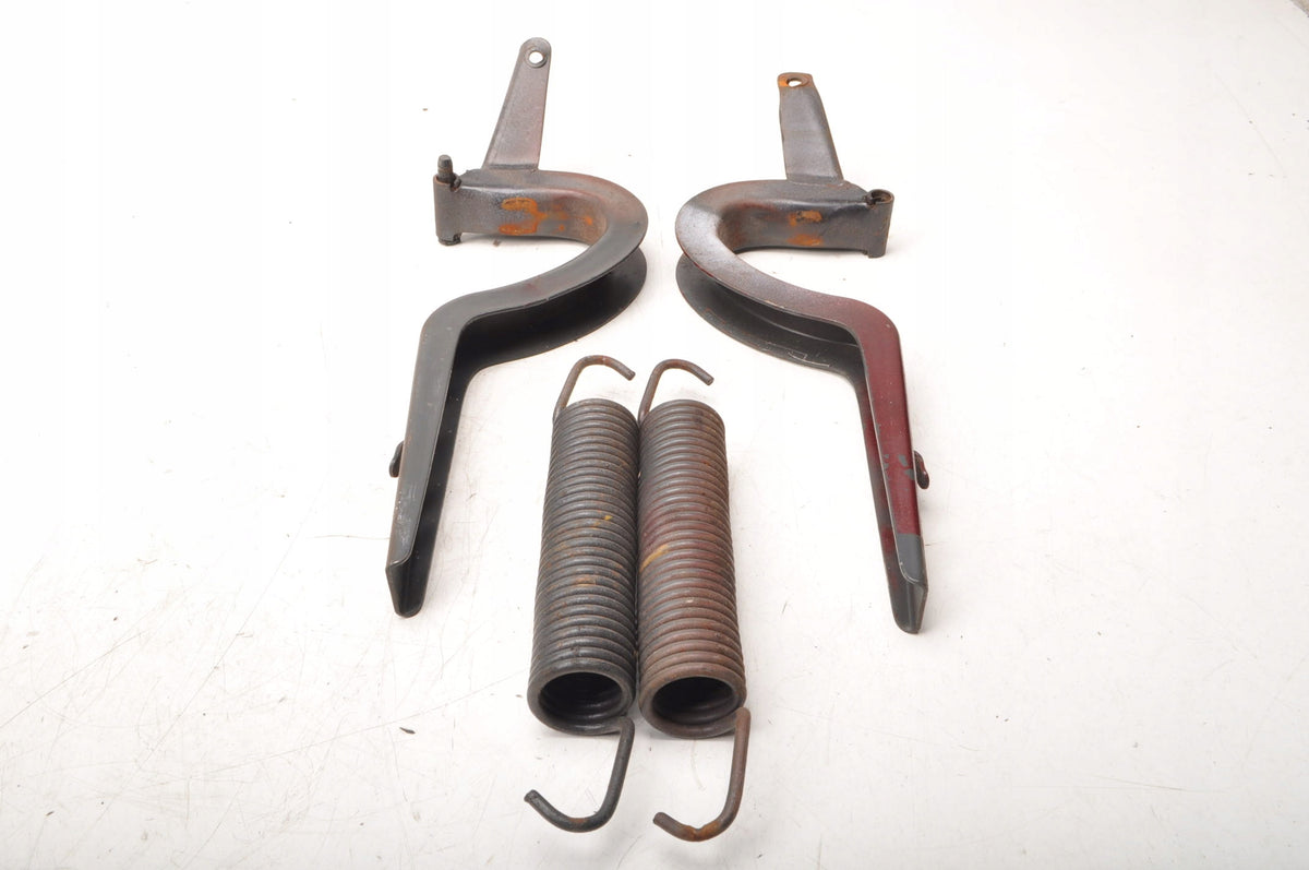 MERCEDES W123 FLAP HINGE SET SEDAN