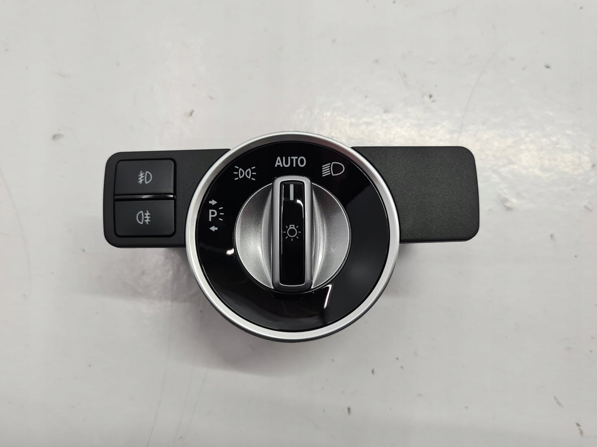 MERCEDES W156 GLA LIFT LIGHT SWITCH A2129050851