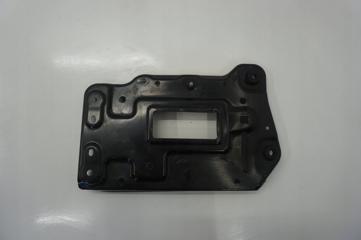 MERCEDES W176 BATTERY BASE A2466200018