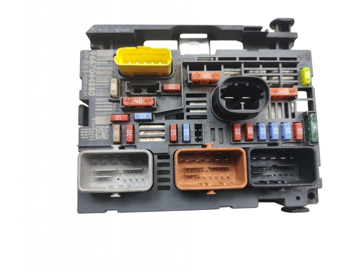 MODULE BSM FUSE BOX CITROEN C4 PICASSO I 9667044880 BSM-R01