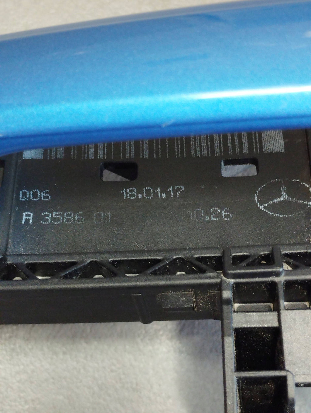 Mercedes-Benz B W246 W242 HANDLE LEFT REAR 162