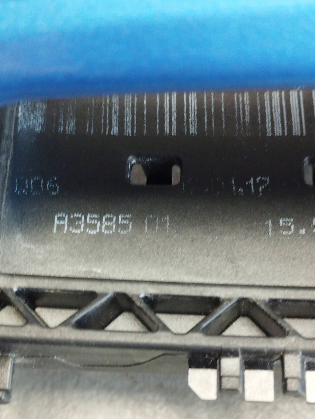 Mercedes-Benz B W246 W242 HANDLE RIGHT REAR 162