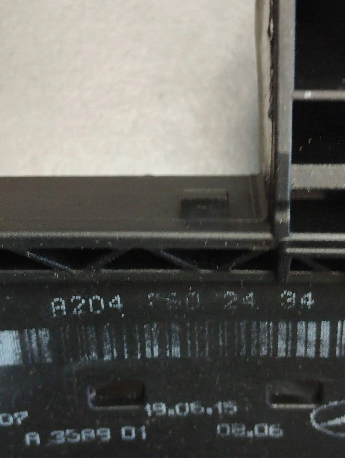 Mercedes-Benz CLS C218 HANDLE RIGHT REAR KEYLESS 775